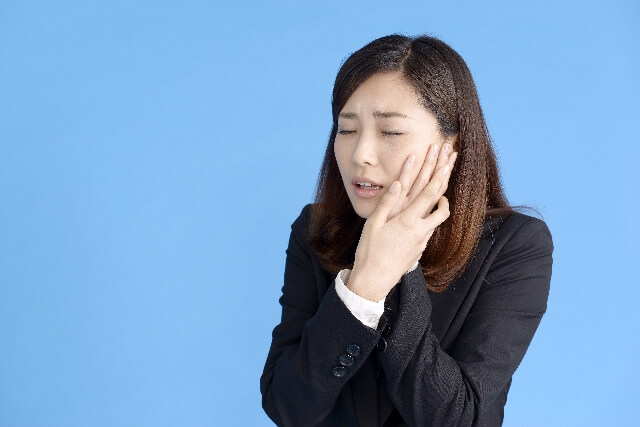 口腔外科(こうくうげか)とは?
